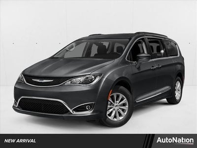 2017 Chrysler Pacifica Touring-L FWD
