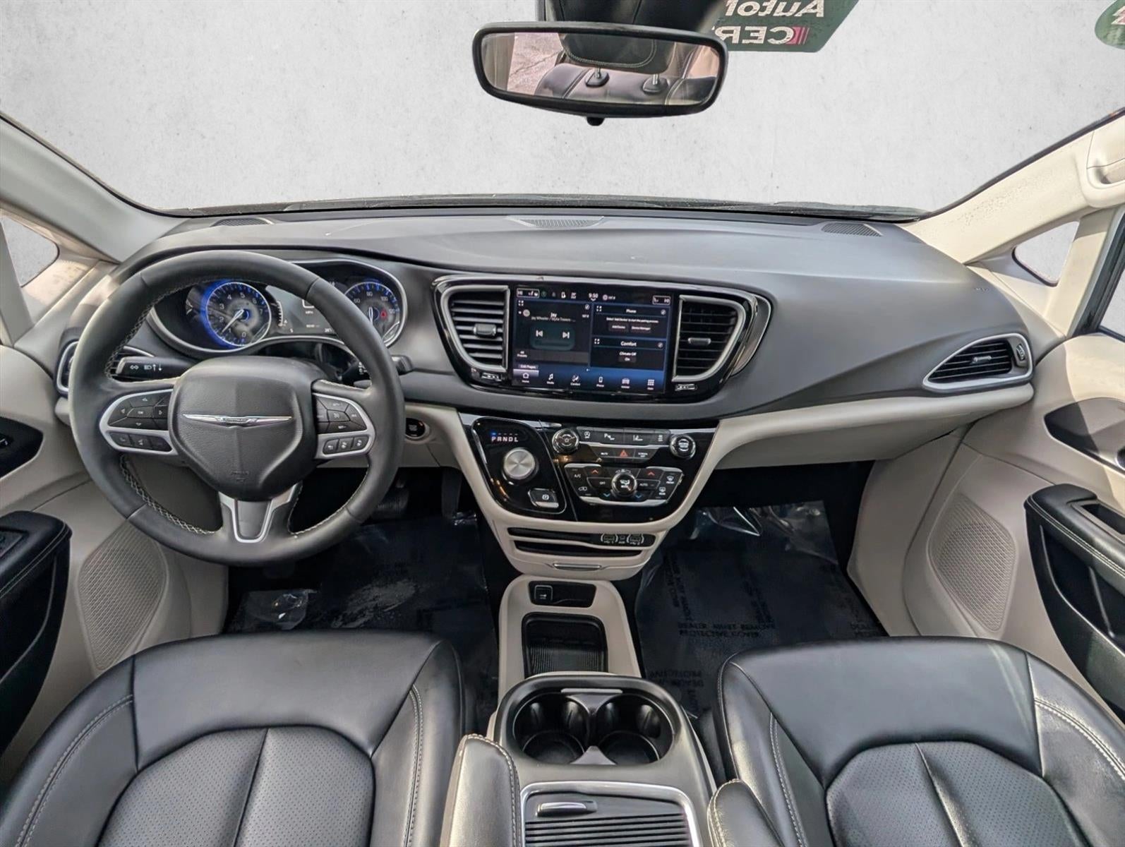 2024 Chrysler Pacifica Touring L FWD