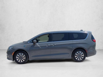 2023 Chrysler Pacifica Hybrid Touring L FWD