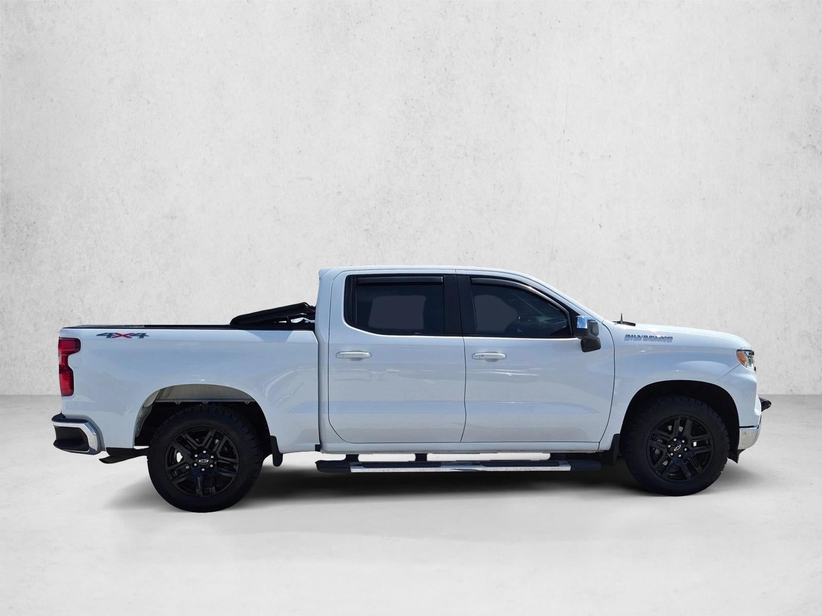 2023 Chevrolet Silverado 1500 Crew Cab Short Box 4-Wheel Drive LT 1LT