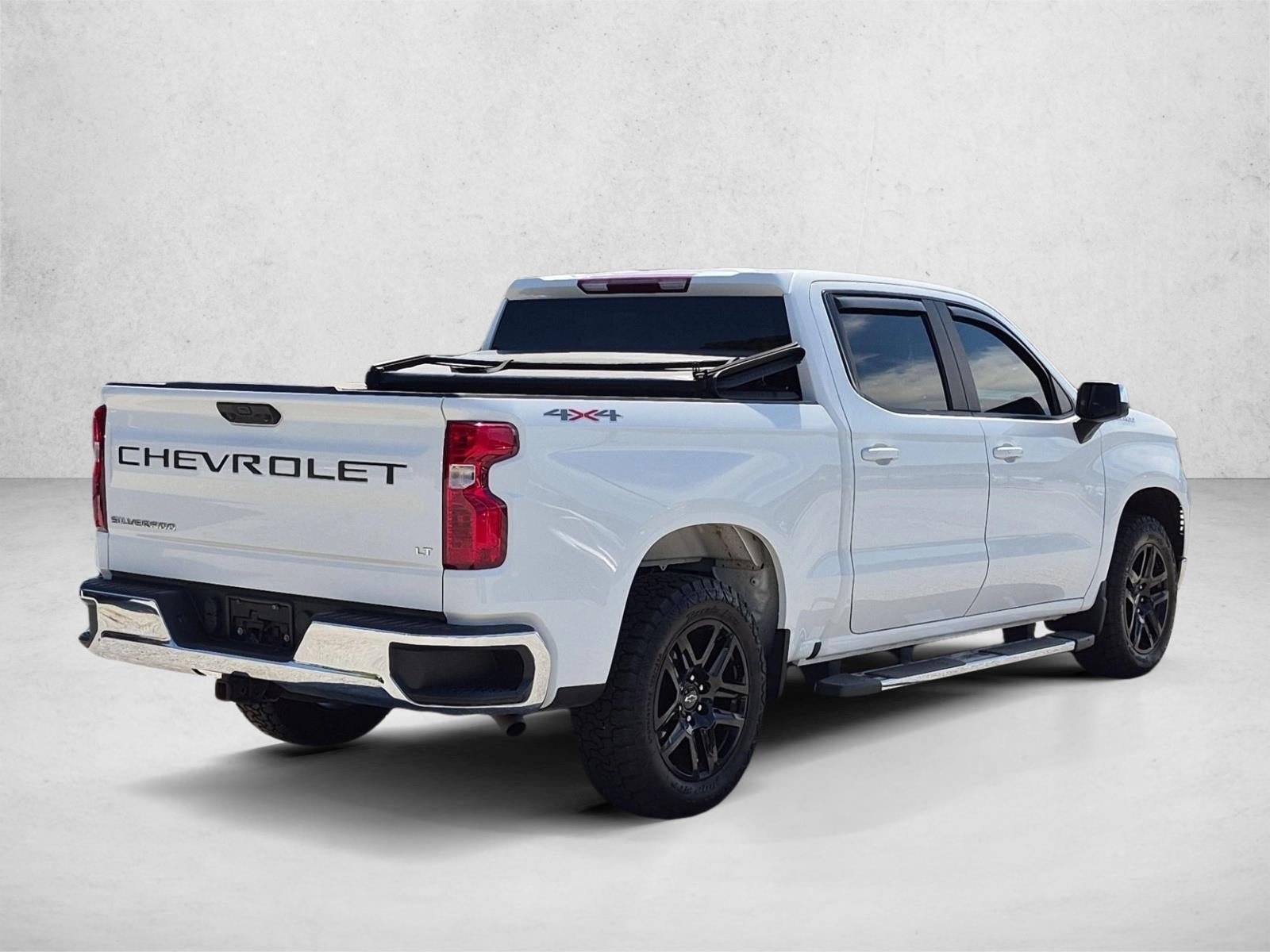 2023 Chevrolet Silverado 1500 Crew Cab Short Box 4-Wheel Drive LT 1LT