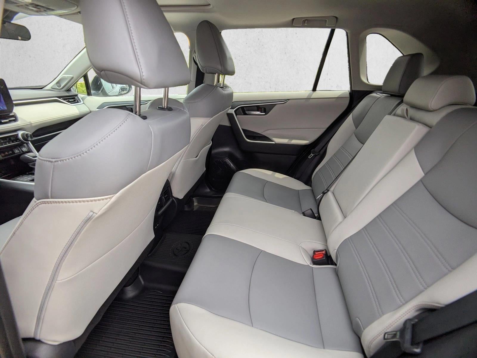 2025 Toyota RAV4 XLE Premium AWD (Natl)