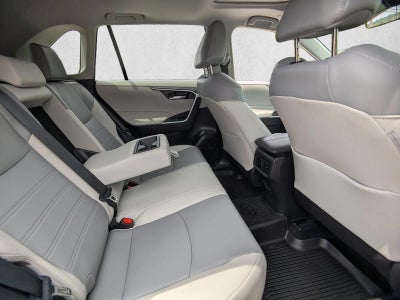 2025 Toyota RAV4 XLE Premium AWD (Natl)