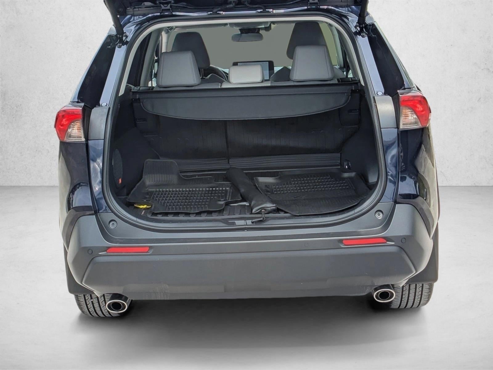 2025 Toyota RAV4 XLE Premium AWD (Natl)