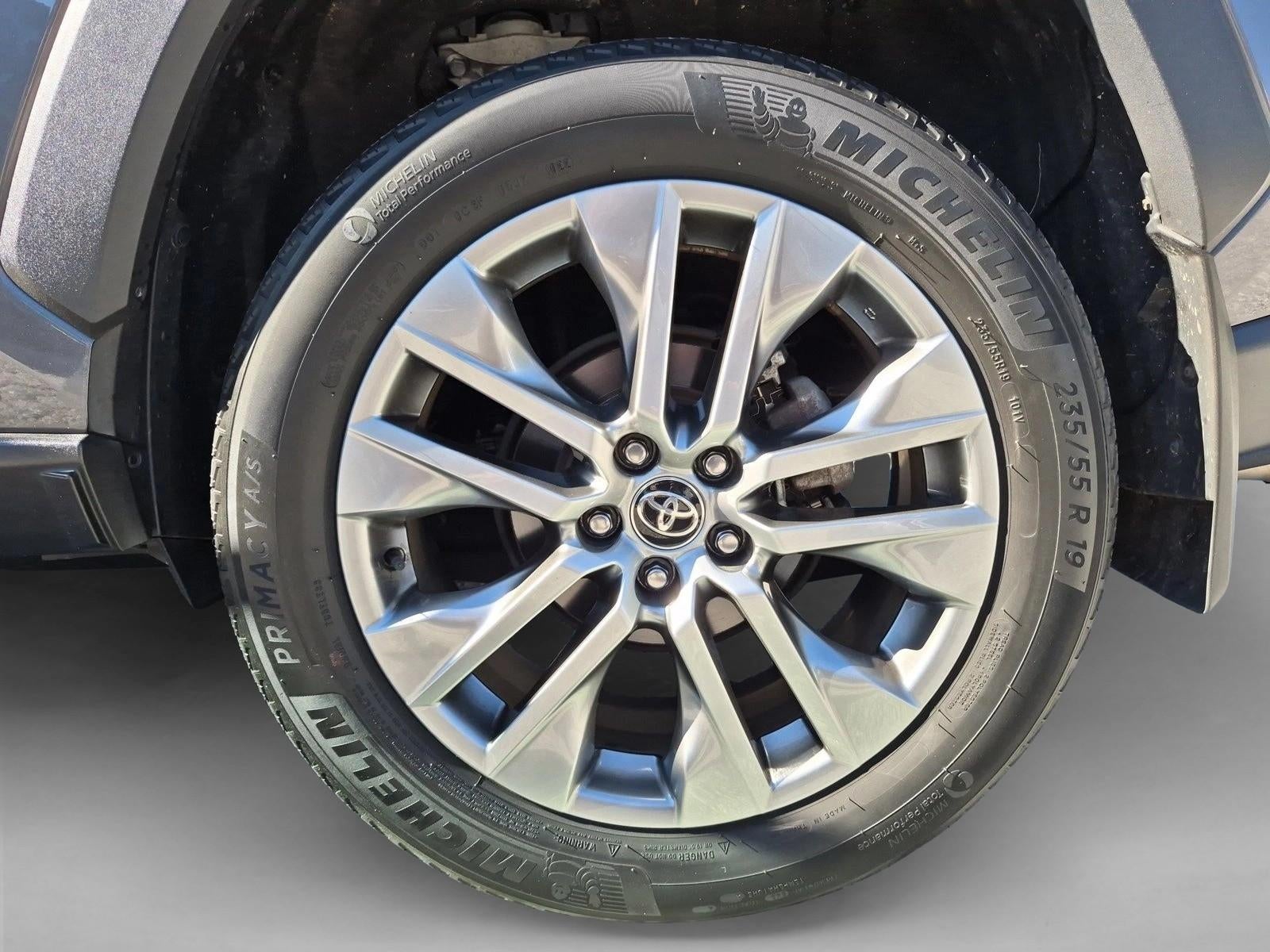 2022 Toyota RAV4 XLE Premium AWD (Natl)