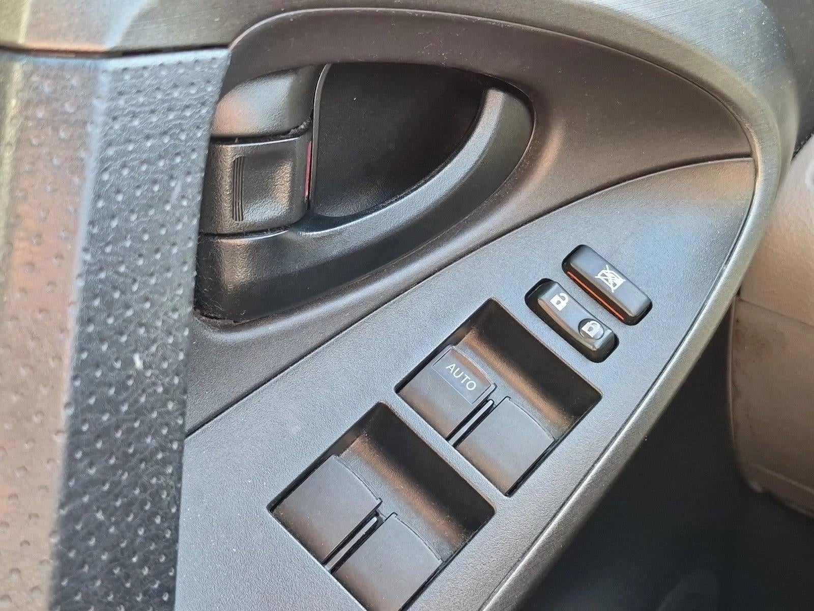 2012 Toyota RAV4 4WD 4dr I4 (Natl)