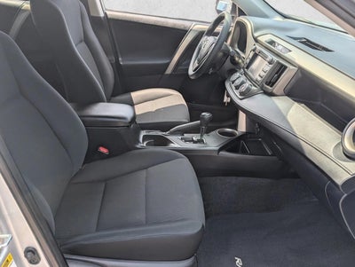 2015 Toyota RAV4 AWD 4dr LE (Natl)