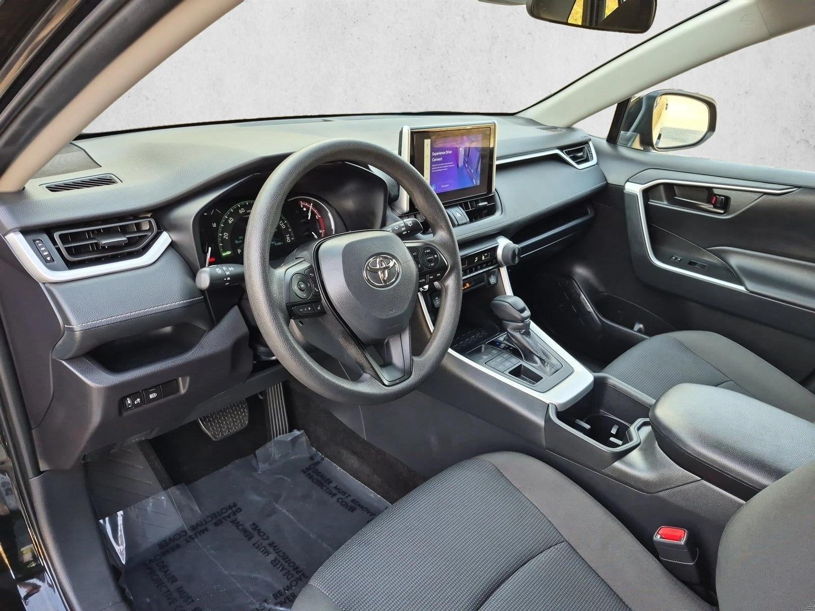 2025 Toyota RAV4 LE AWD (Natl)
