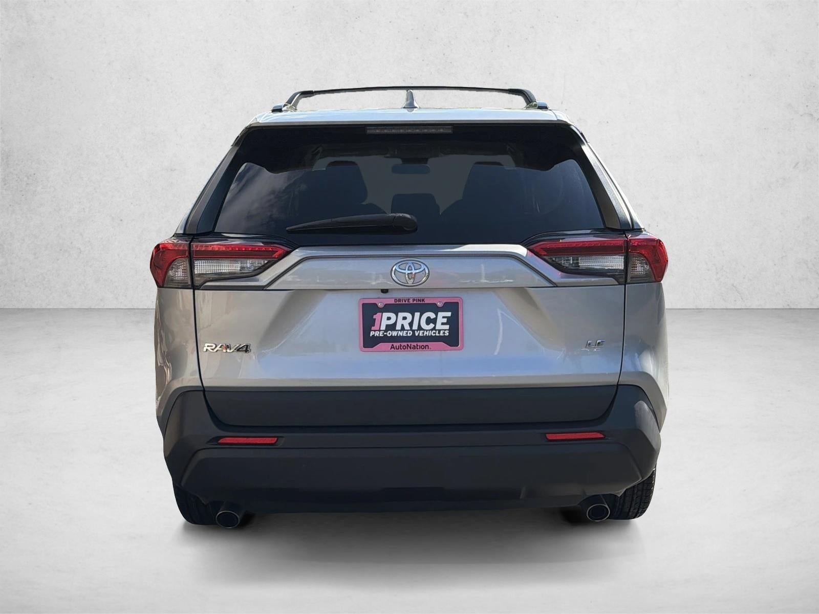 2020 Toyota RAV4 LE FWD (GS)
