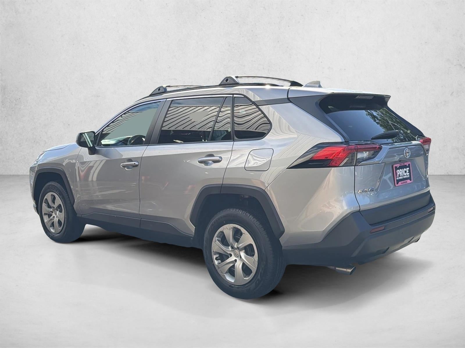 2020 Toyota RAV4 LE FWD (GS)