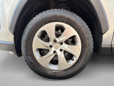 2020 Toyota RAV4 LE FWD (GS)