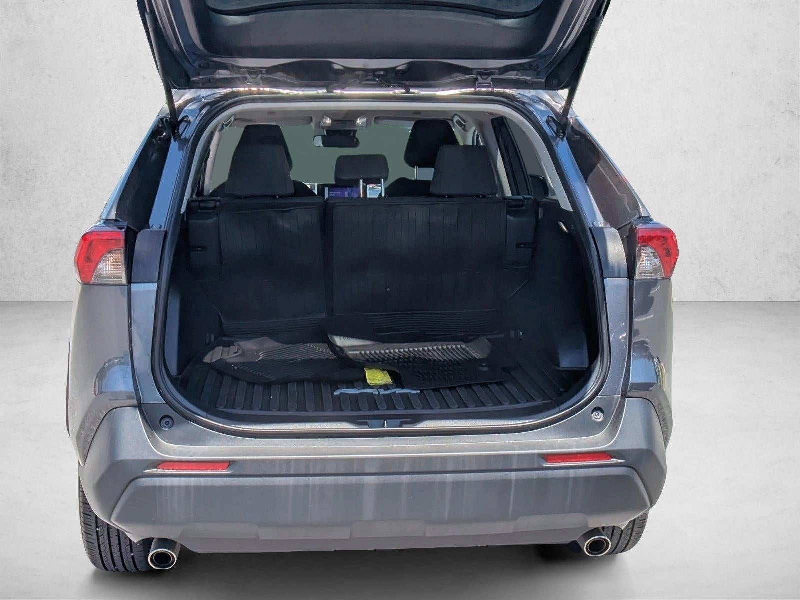 2024 Toyota RAV4 LE FWD (GS)
