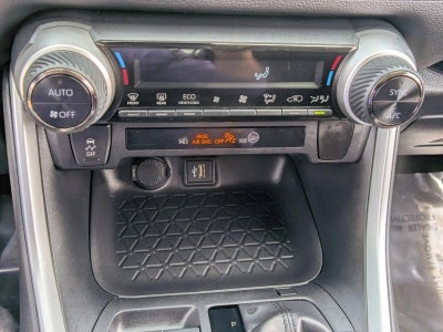 2025 Toyota RAV4 Hybrid LE AWD (Natl)