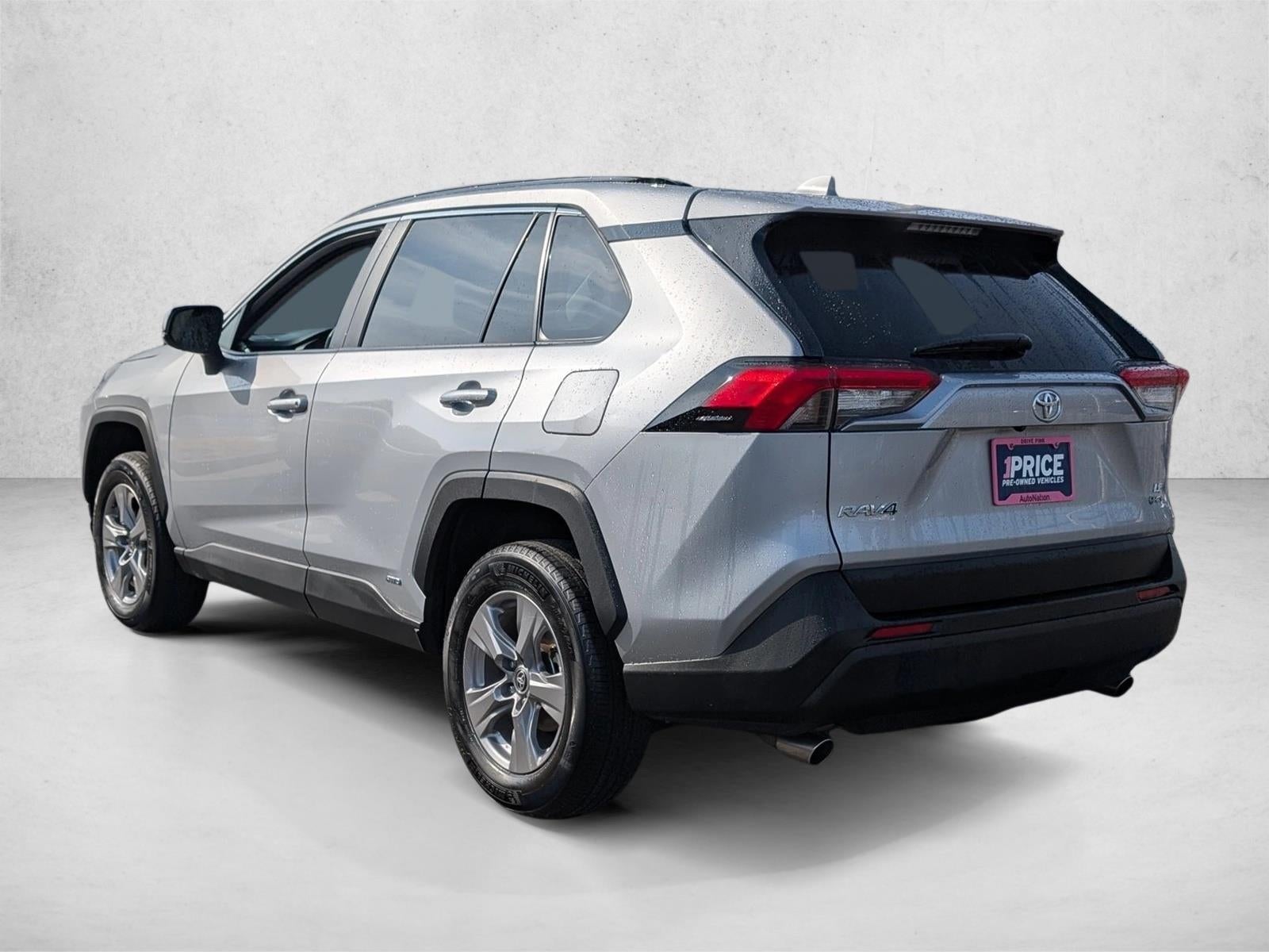 2025 Toyota RAV4 Hybrid LE AWD (Natl)