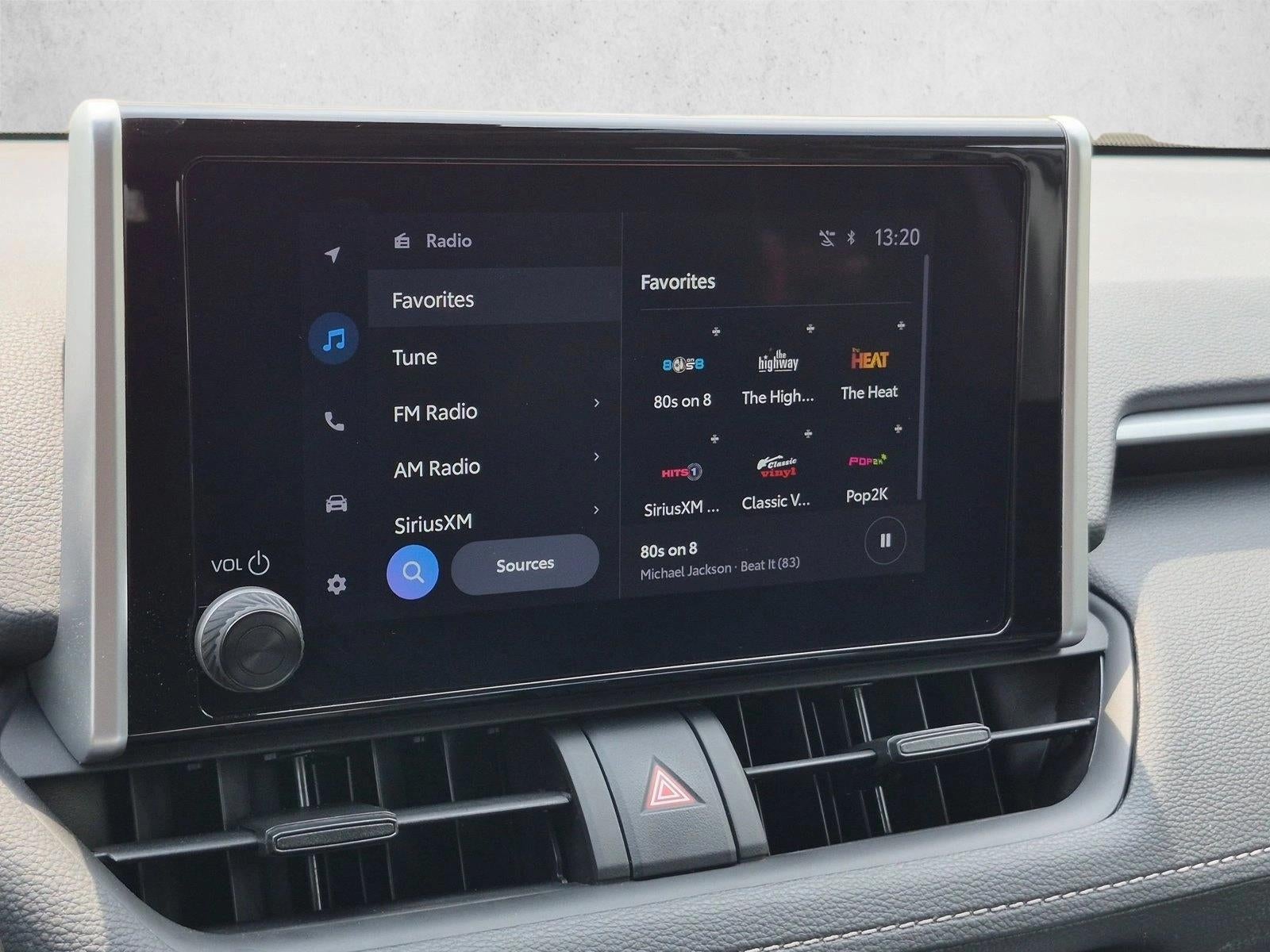 2025 Toyota RAV4 XLE AWD (Natl)