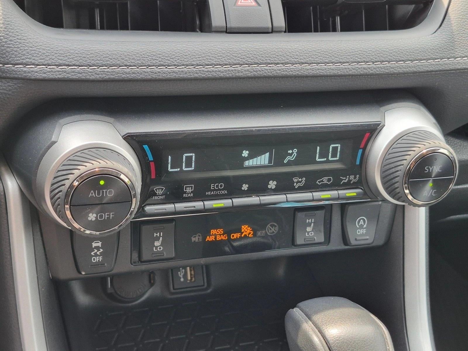 2025 Toyota RAV4 XLE AWD (Natl)