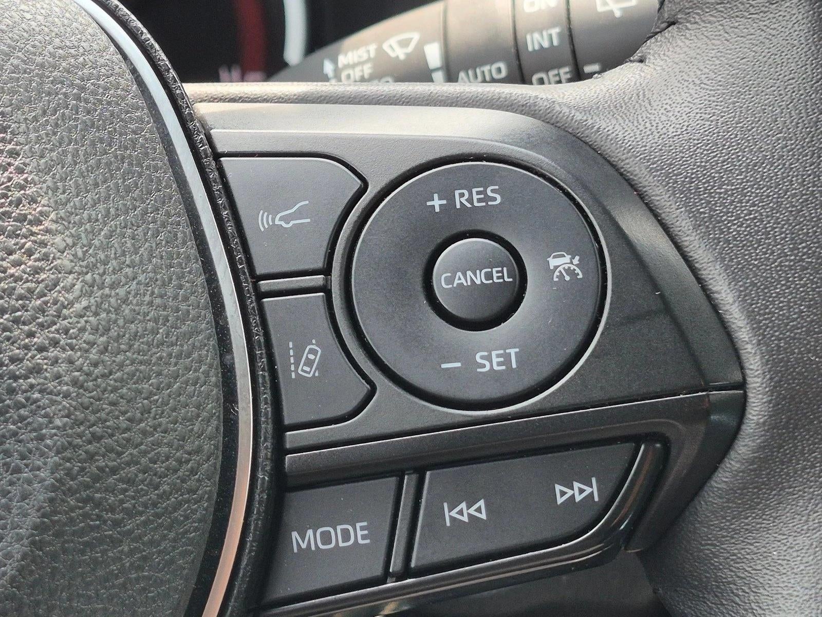 2025 Toyota RAV4 XLE AWD (Natl)