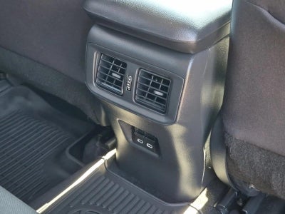 2025 Toyota RAV4 XLE AWD (Natl)