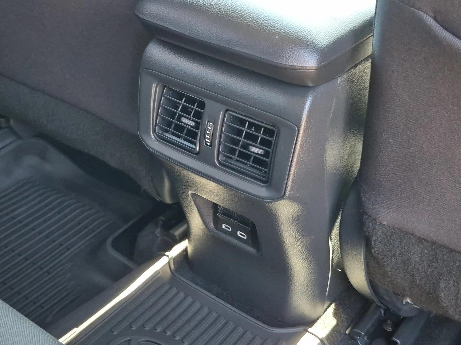 2025 Toyota RAV4 XLE AWD (Natl)