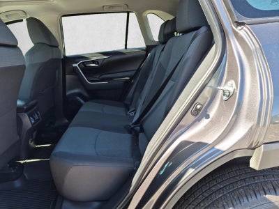 2025 Toyota RAV4 XLE AWD (Natl)
