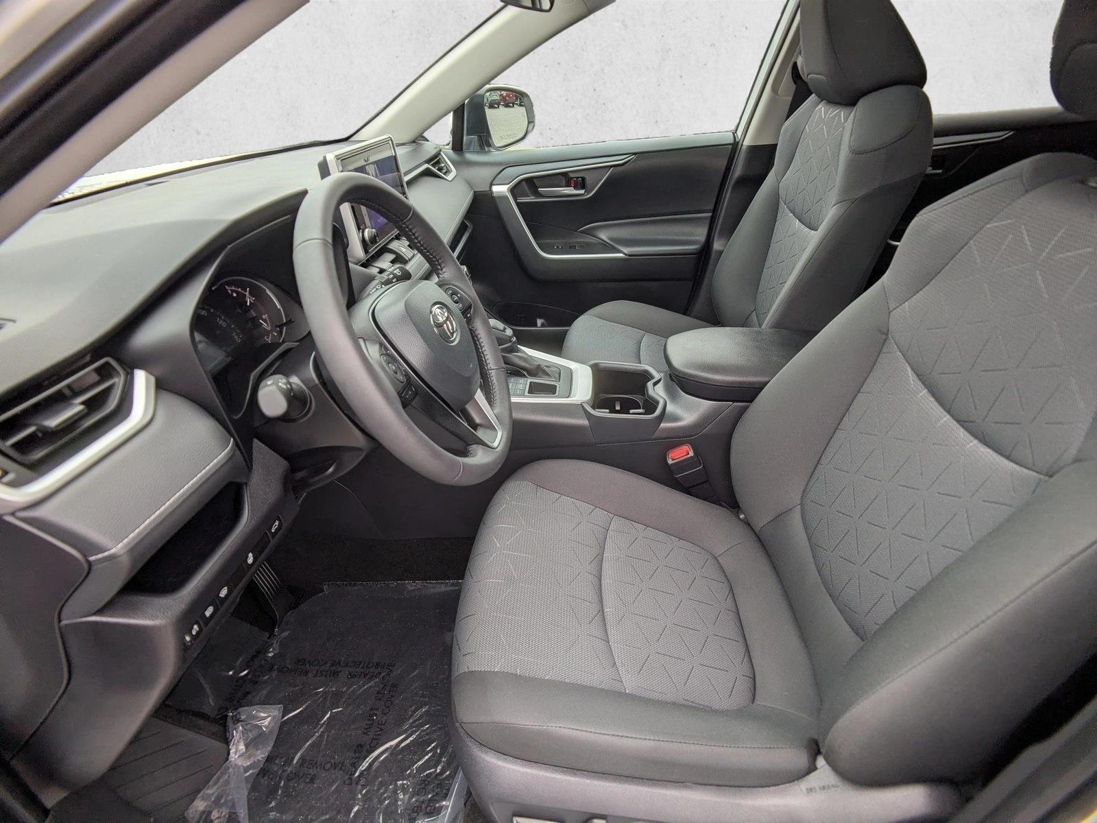 2025 Toyota RAV4 XLE AWD (Natl)