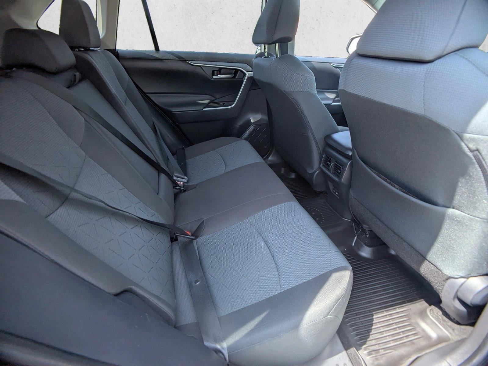 2025 Toyota RAV4 XLE AWD (Natl)