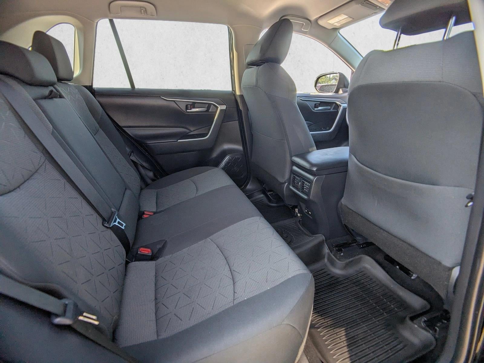2021 Toyota RAV4 XLE AWD (Natl)