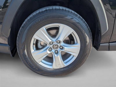 2021 Toyota RAV4 XLE AWD (Natl)