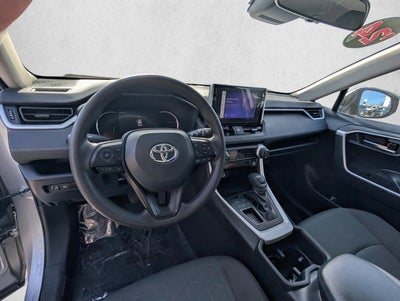 2024 Toyota RAV4 XLE FWD (GS)