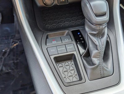 2024 Toyota RAV4 XLE FWD (GS)