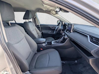 2024 Toyota RAV4 XLE FWD (GS)