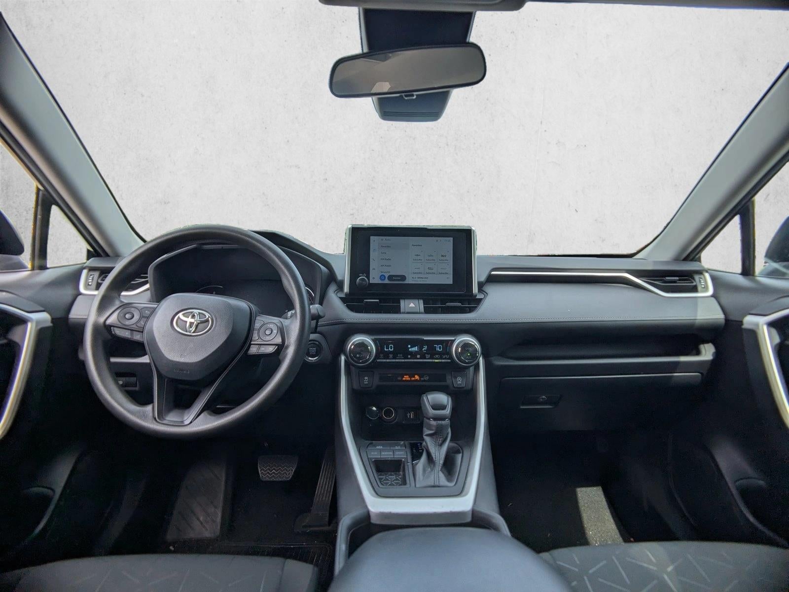 2024 Toyota RAV4 XLE FWD (GS)