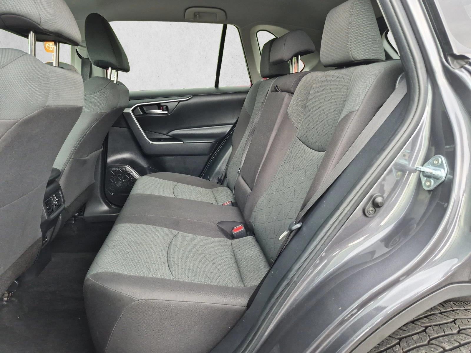 2024 Toyota RAV4 XLE FWD (GS)