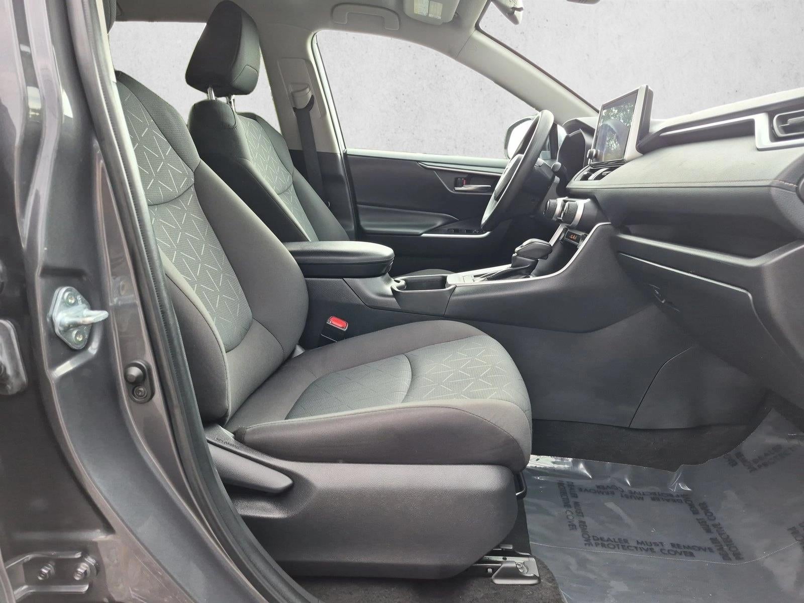 2024 Toyota RAV4 XLE FWD (GS)