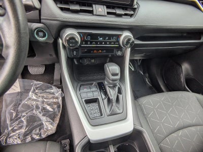 2024 Toyota RAV4 XLE FWD (GS)