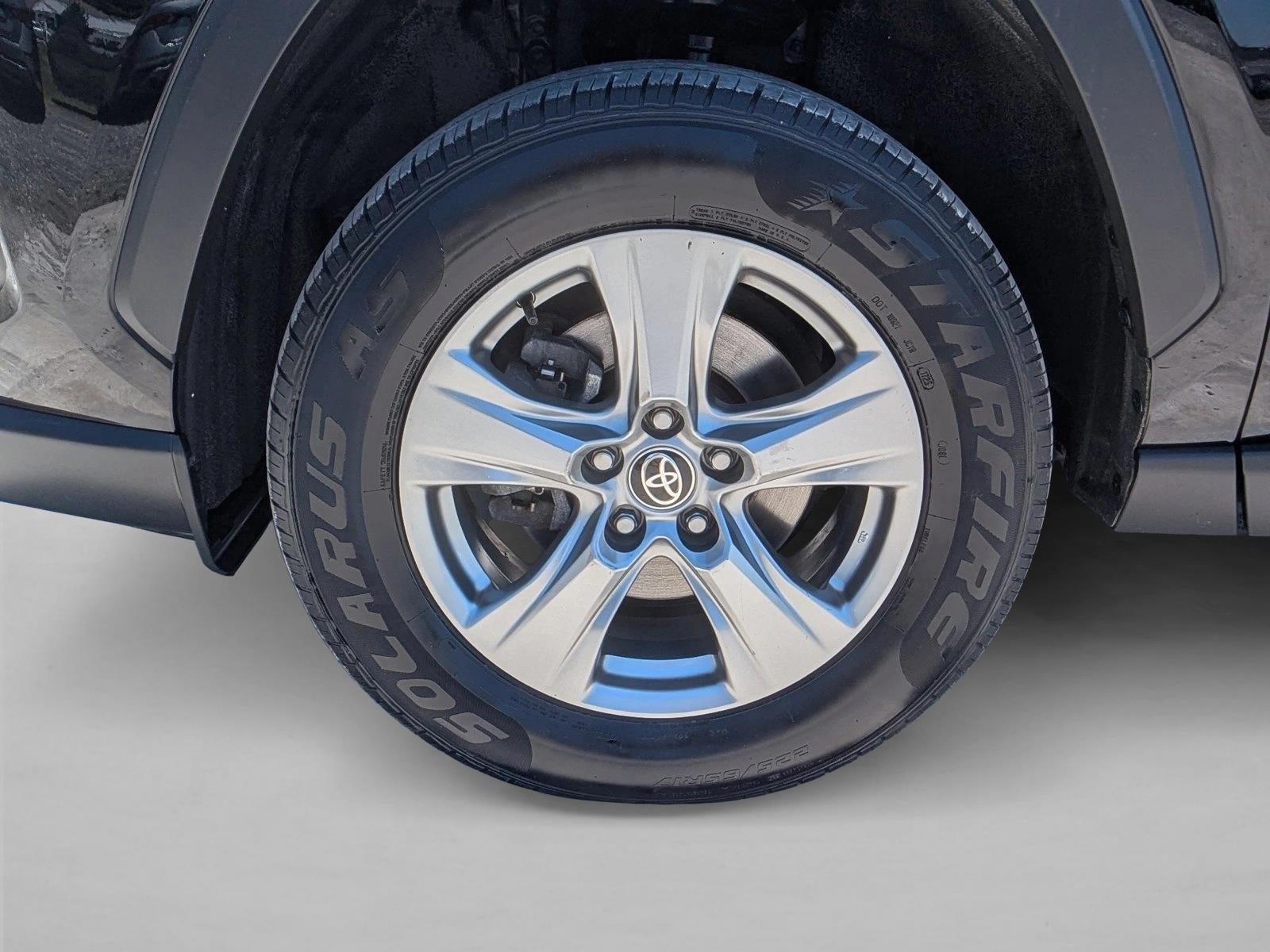 2024 Toyota RAV4 XLE FWD (GS)