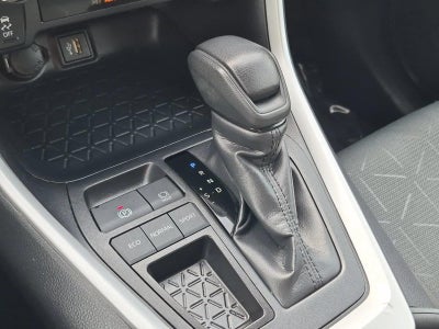 2025 Toyota RAV4 XLE FWD (GS)