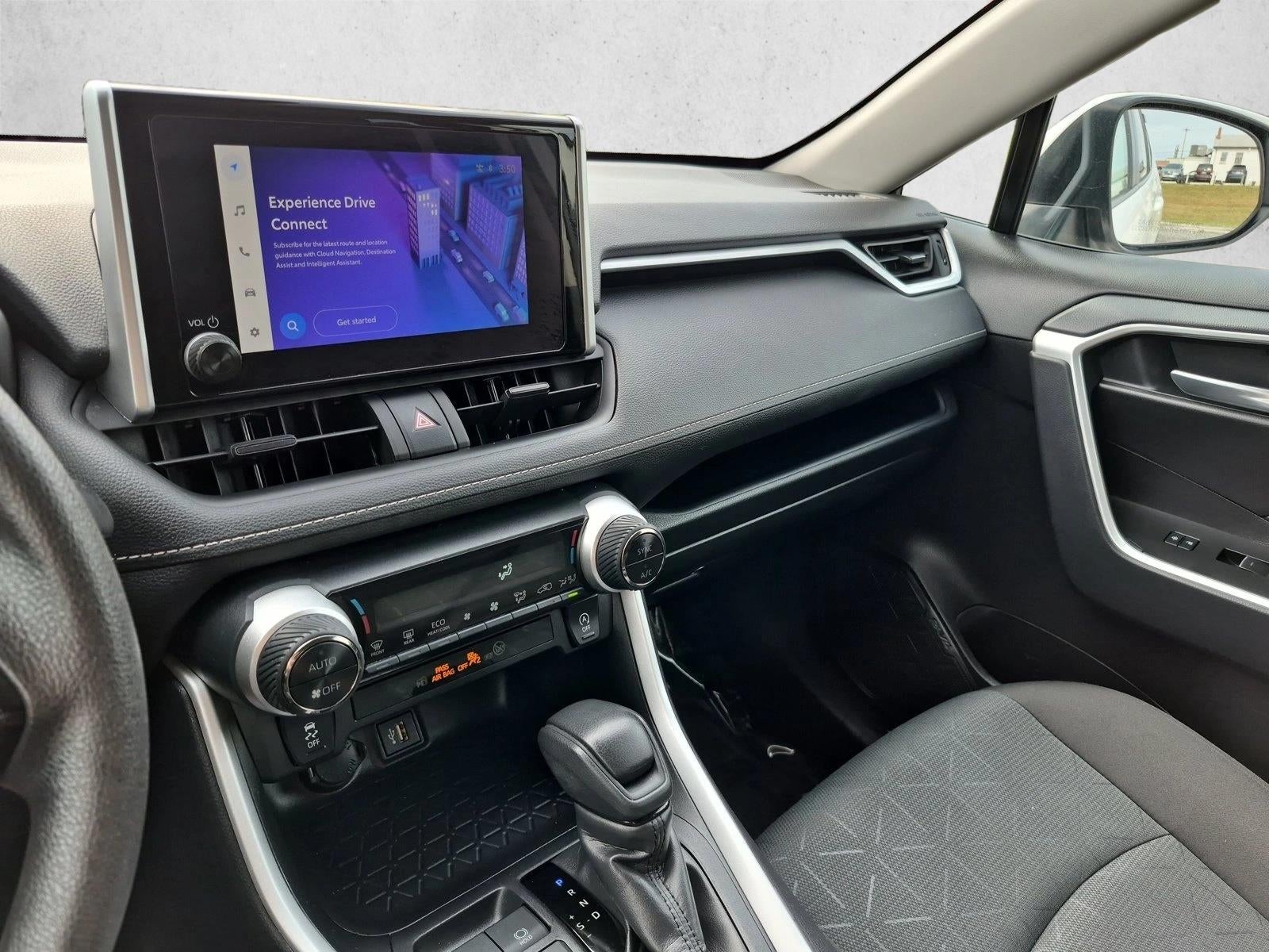 2025 Toyota RAV4 XLE FWD (GS)