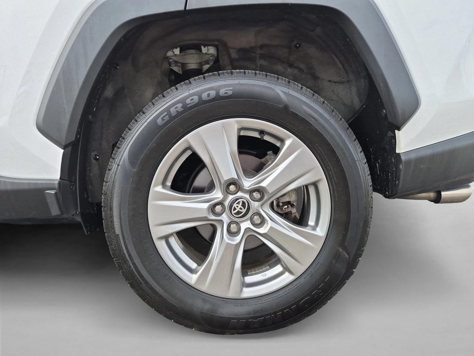 2025 Toyota RAV4 XLE FWD (GS)
