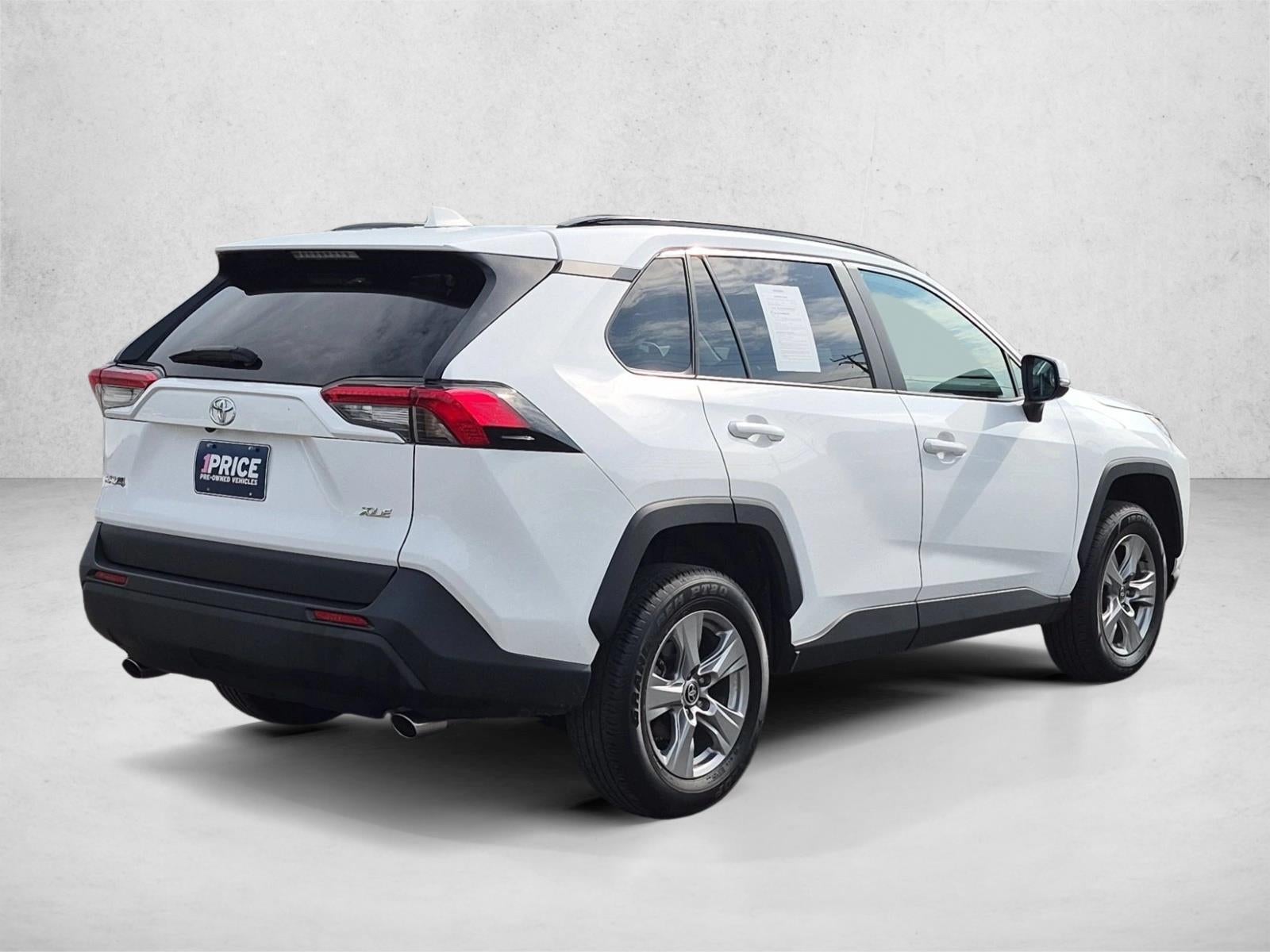 2025 Toyota RAV4 XLE FWD (GS)