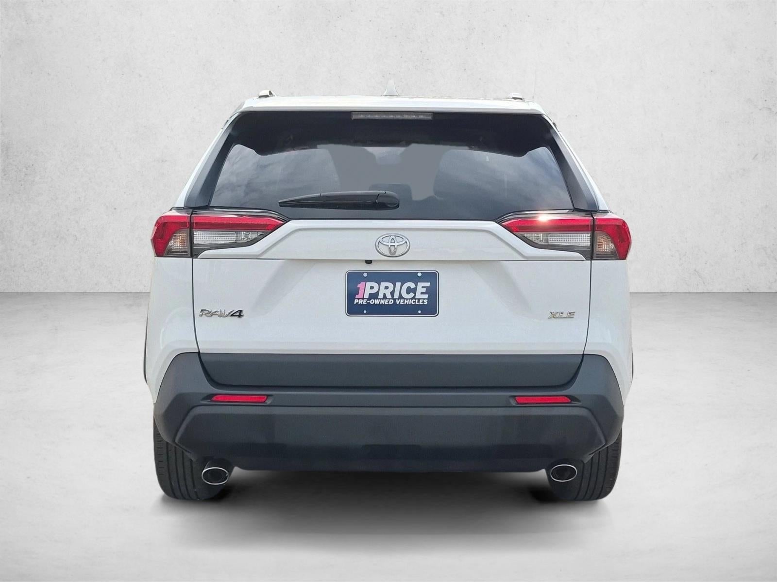 2025 Toyota RAV4 XLE FWD (GS)