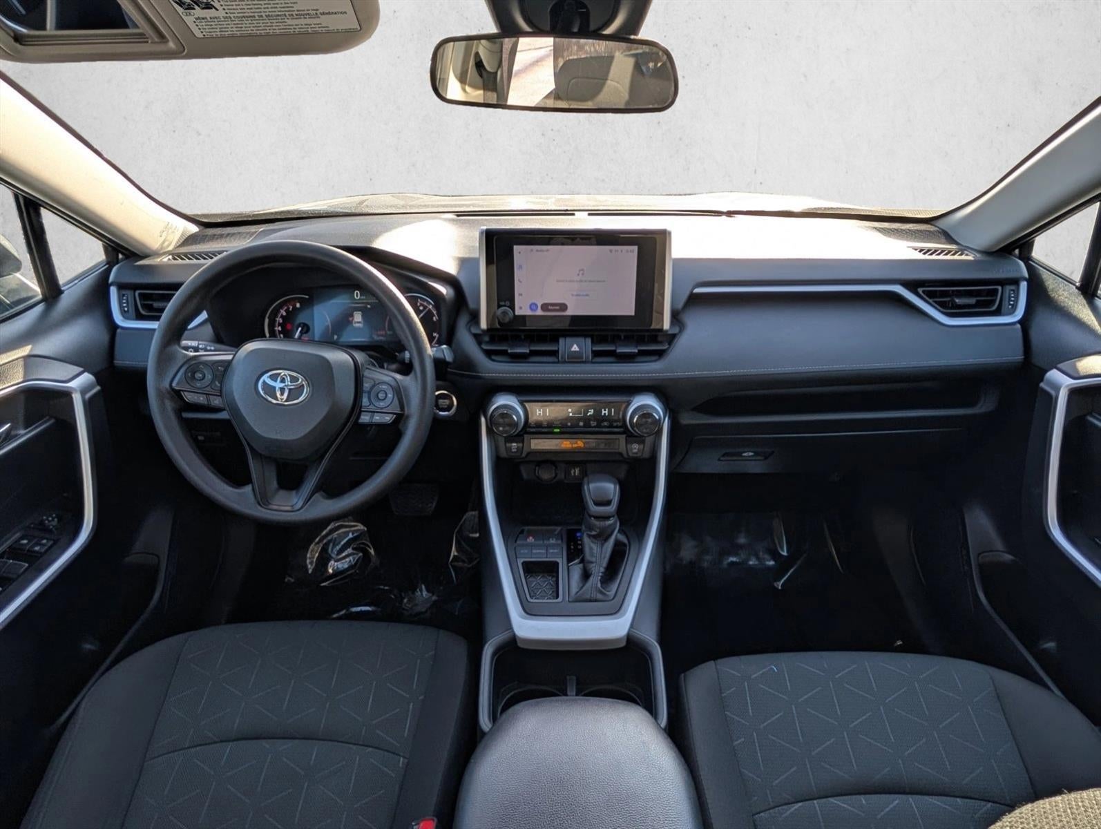 2024 Toyota RAV4 XLE FWD (GS)