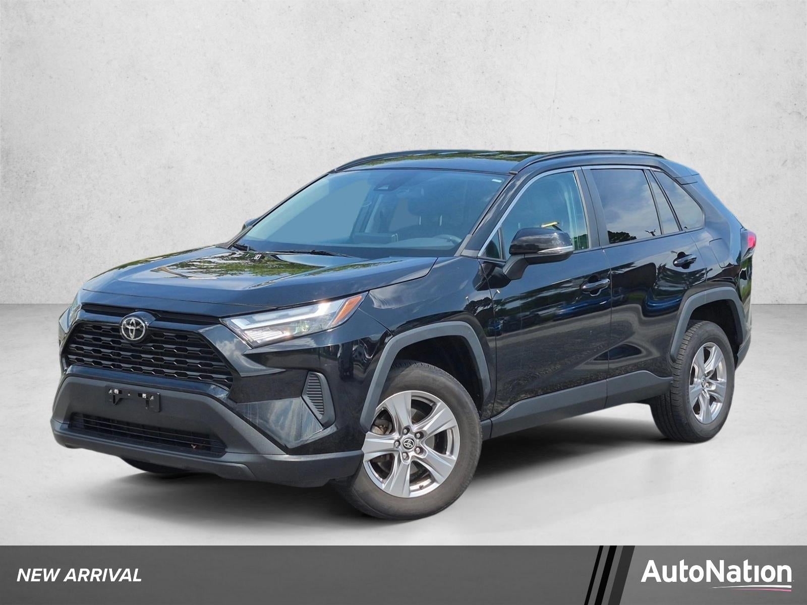 2023 Toyota RAV4 XLE FWD (GS)