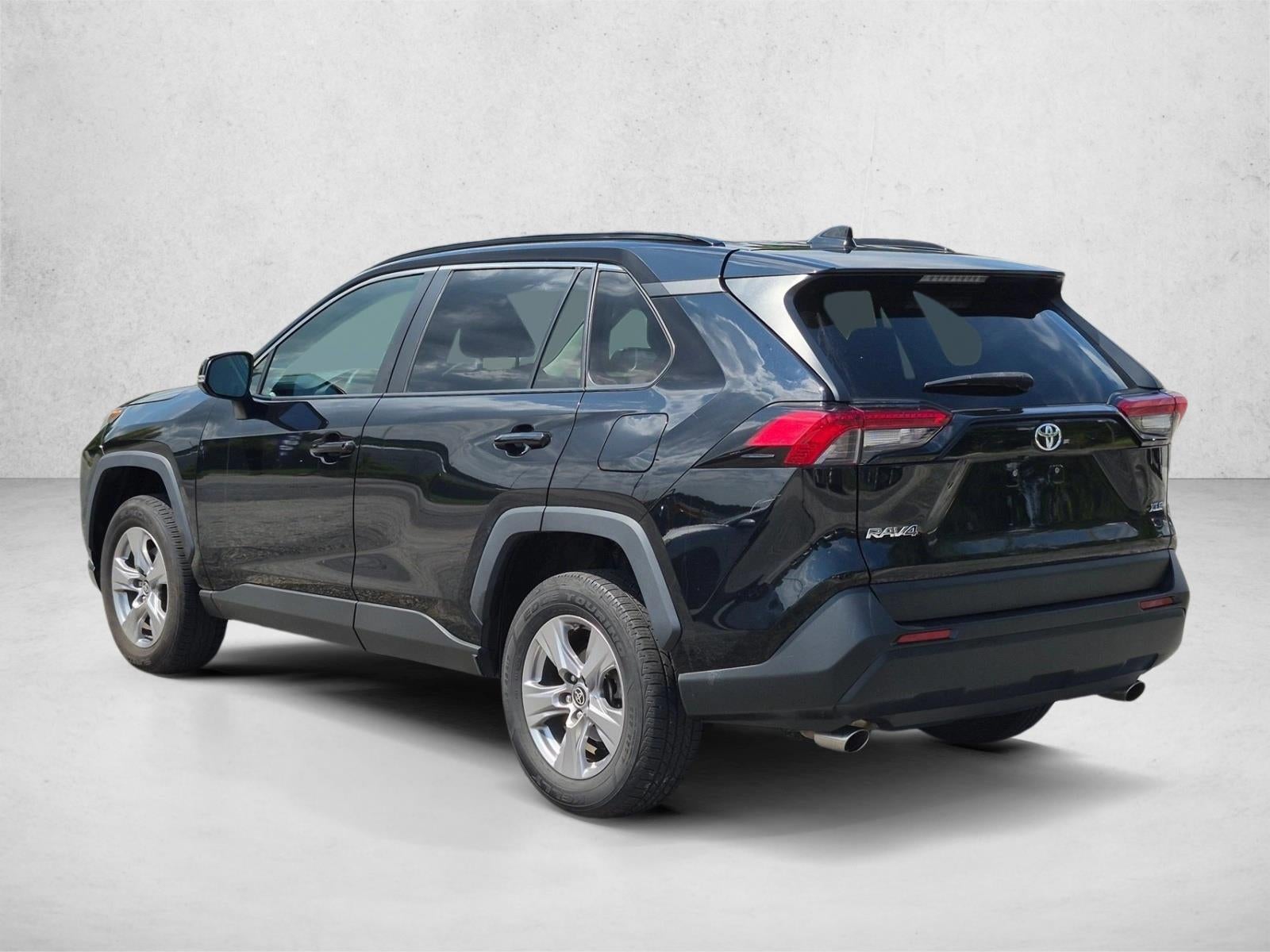 2023 Toyota RAV4 XLE FWD (GS)