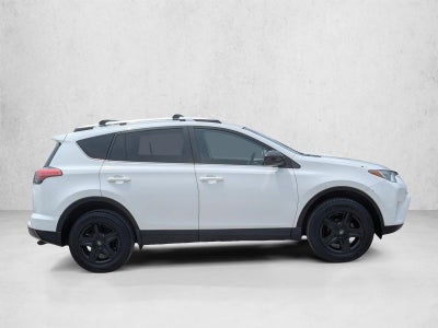 2016 Toyota RAV4 FWD 4dr LE (GS)