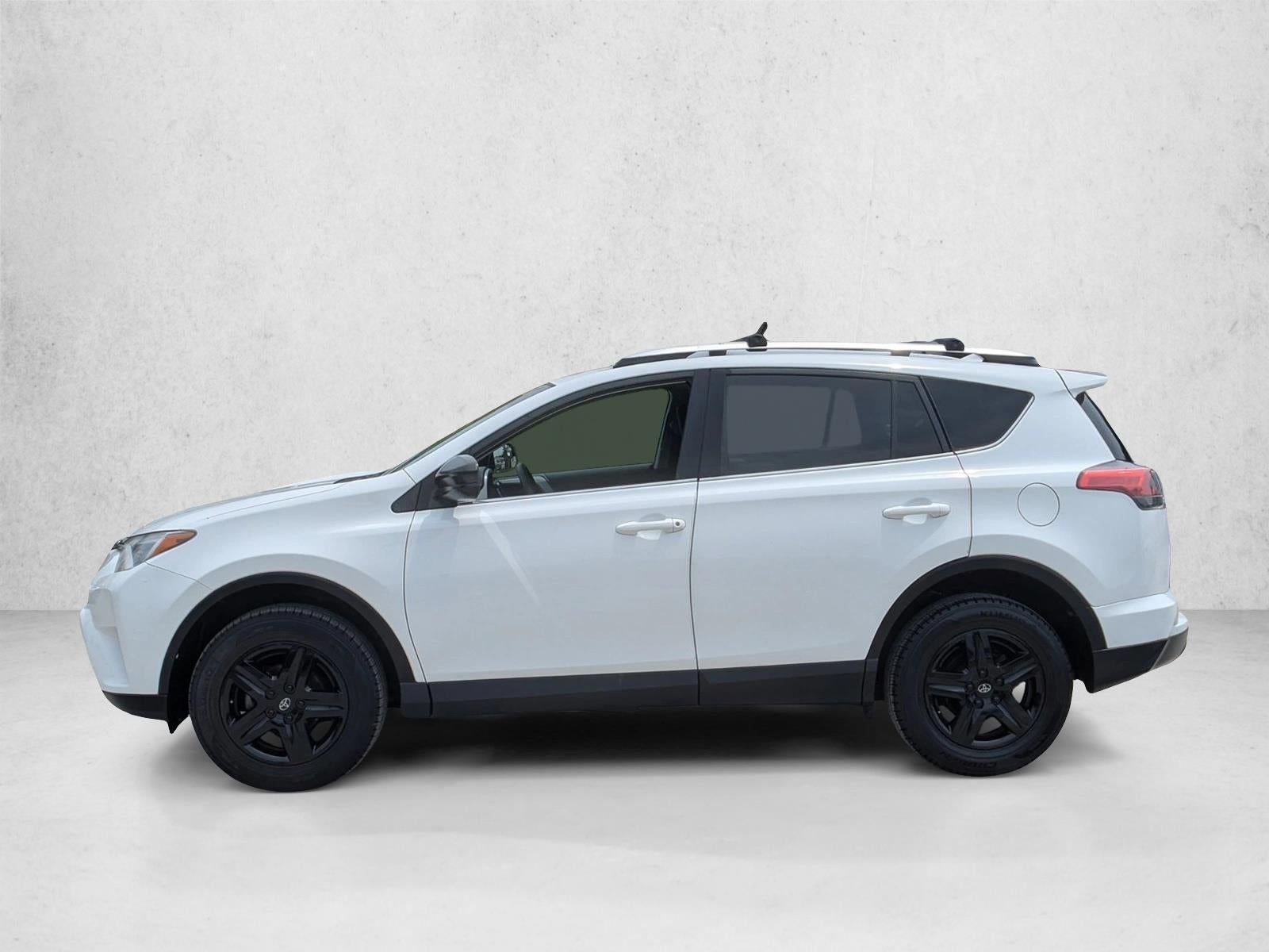 2016 Toyota RAV4 FWD 4dr LE (GS)