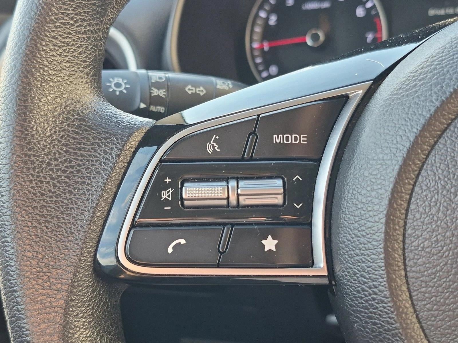 2024 Kia Forte LXS IVT