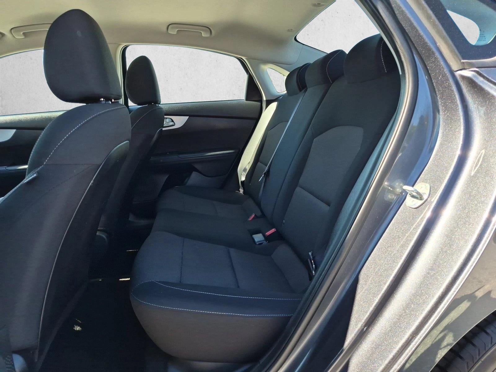 2024 Kia Forte LXS IVT
