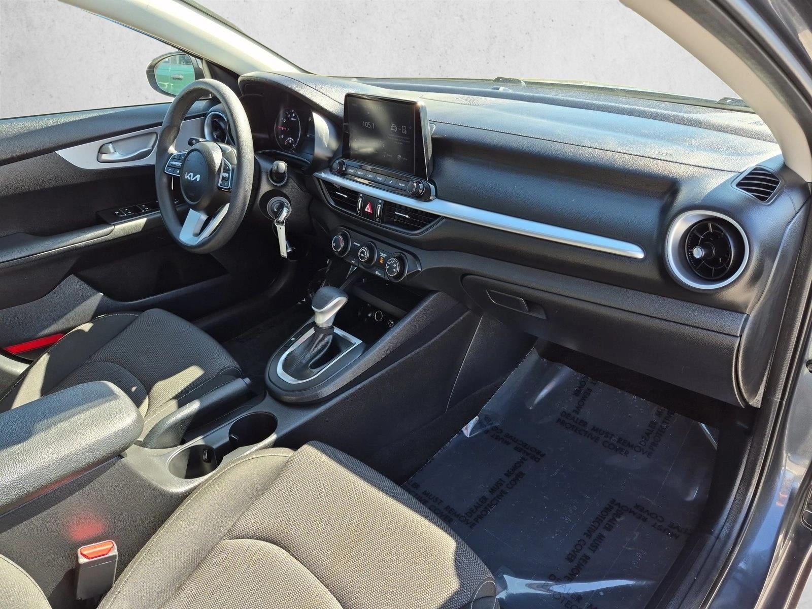 2024 Kia Forte LXS IVT