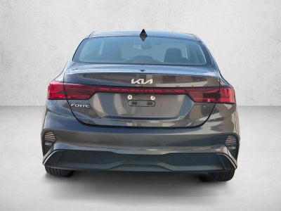 2024 Kia Forte LXS IVT